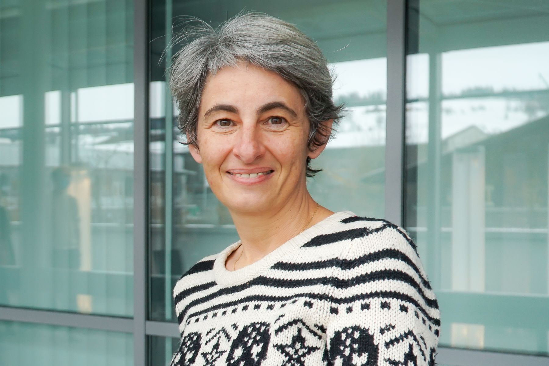 Isabelle Debecker